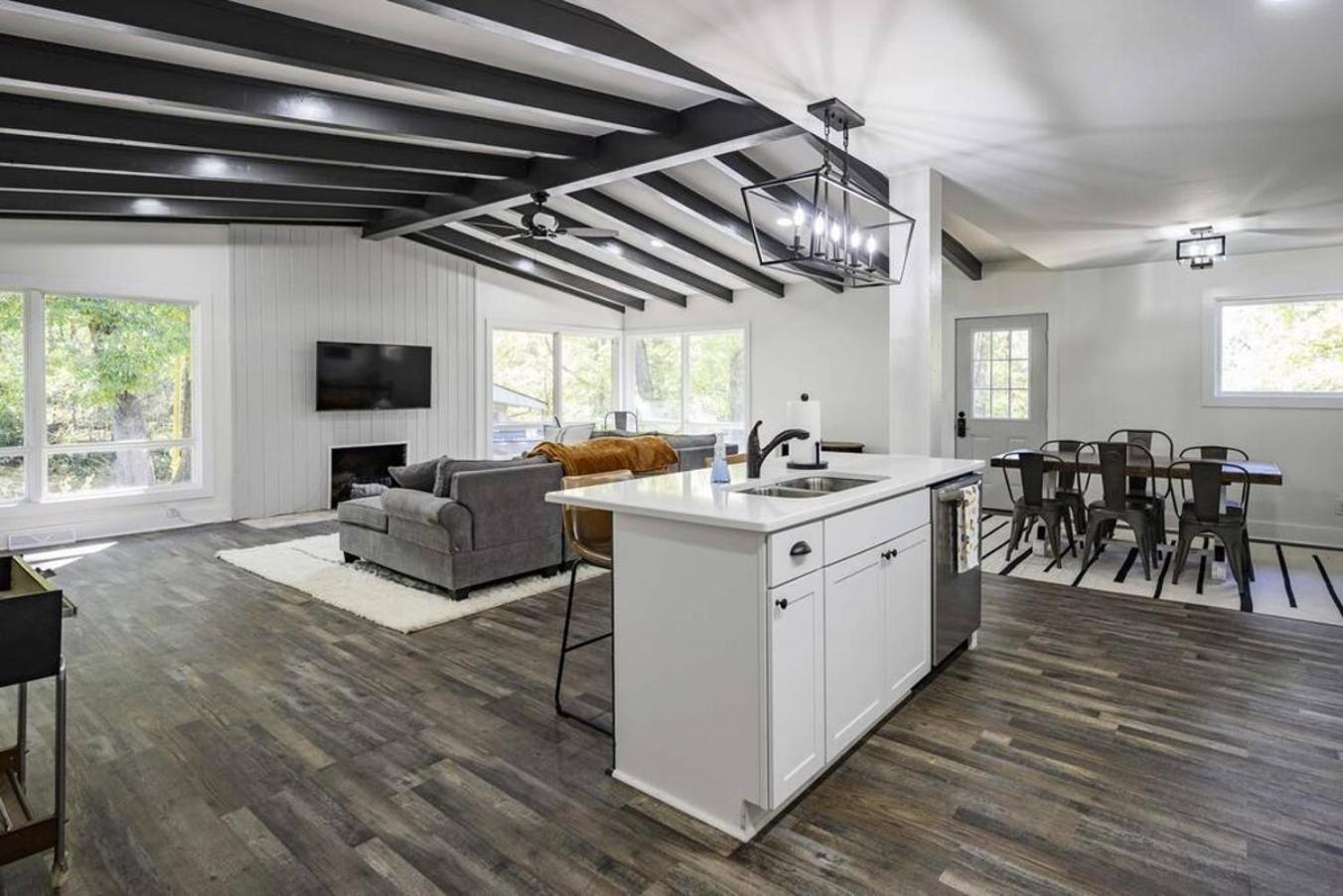 Gorgeous Renovated Home With Large & Private Lot Winchester Dış mekan fotoğraf